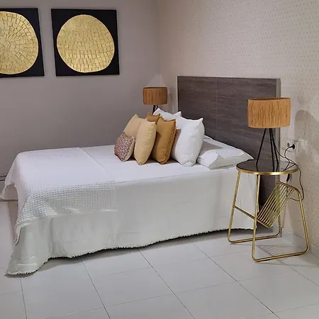 Casa Rivas * Marín